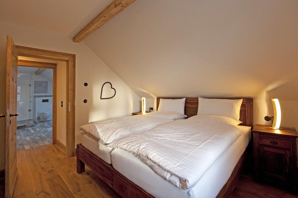Hotel 1782 "Aussenstelle" Premiumwohnungen - Contactless Self Check-In Remscheid Kültér fotó